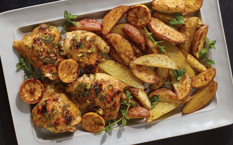 Coxas De Frango Assadas Com Limão E Batatas Delícias Web